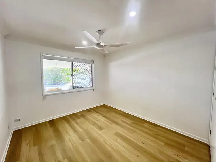 Fifth view of Homely house listing, 2/29 Terrigal Crescent, Southport QLD 4215
