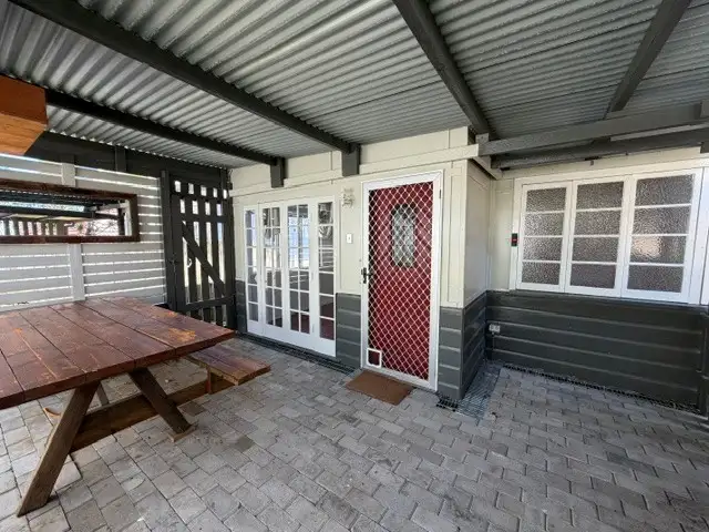 21 OZANNE STREET