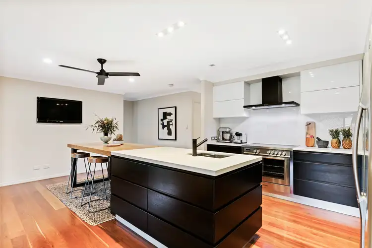 12 Crows Ash Court, Palmwoods QLD 4555
