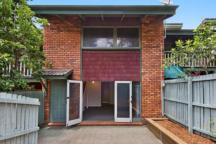 6/136 Miskin St, Toowong QLD 4066