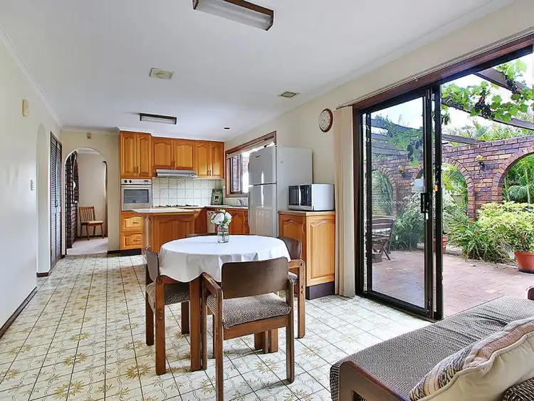Seventh view of Homely house listing, 6 Rob Roy Place, Mansfield QLD 4122
