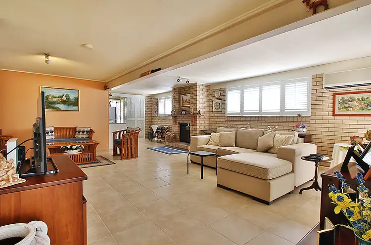 Sixth view of Homely house listing, 18 Buttercup Street, Mansfield QLD 4122