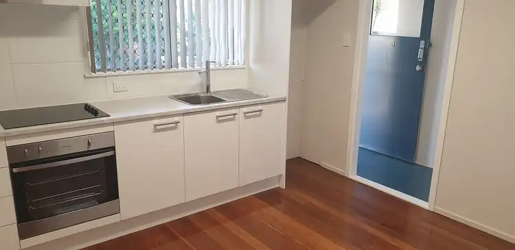 Fifth view of Homely unit listing, 2/28 Grattan Terrace, Manly QLD 4179