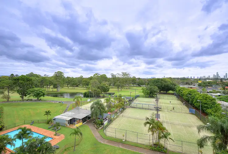 42/13 Fairway Drive, Clear Island Waters QLD 4226