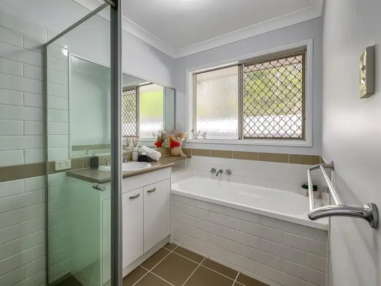 Fifth view of Homely house listing, 3 Cherokee Place, Heritage Park QLD 4118