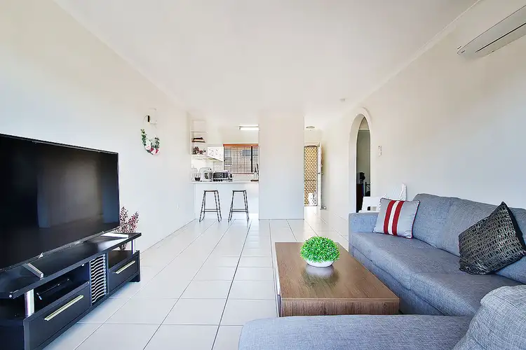 Fifth view of Homely unit listing, 4/32 Macaulay Street, Coorparoo QLD 4151