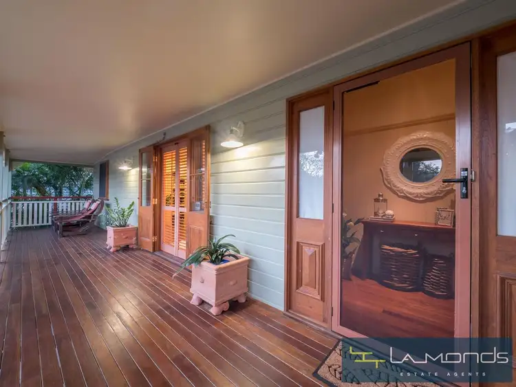118 MOREHEAD AVE, Norman Park QLD 4170