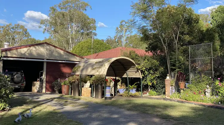 141 Old Esk North Rd, Nanango QLD 4615
