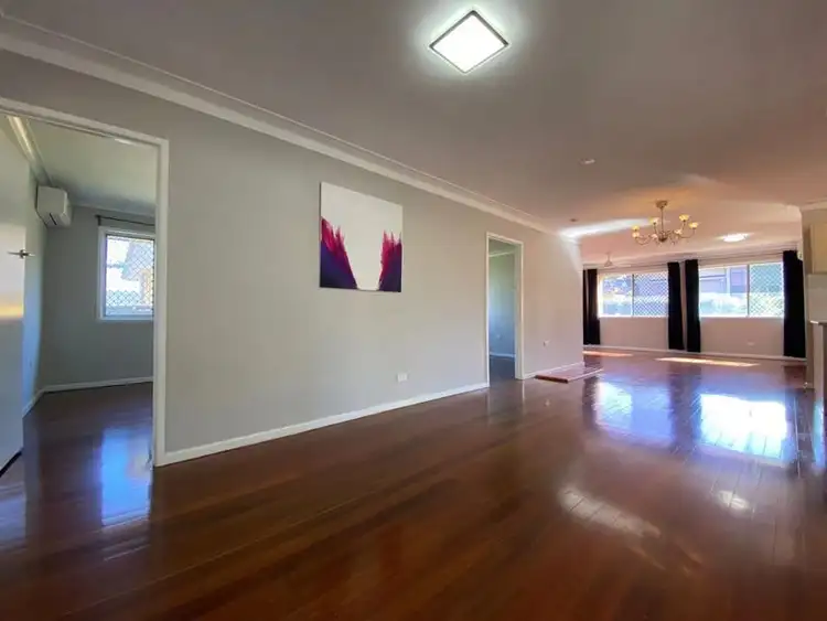 Fifth view of Homely house listing, 5 Cresthaven Drive, Mansfield QLD 4122