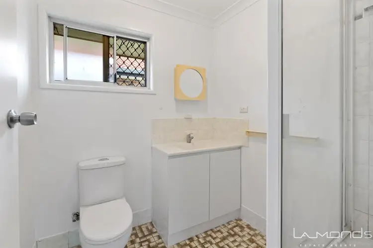 Sixth view of Homely villa listing, UNIT 2 - 67 Ronald  Street, Wynnum QLD 4178