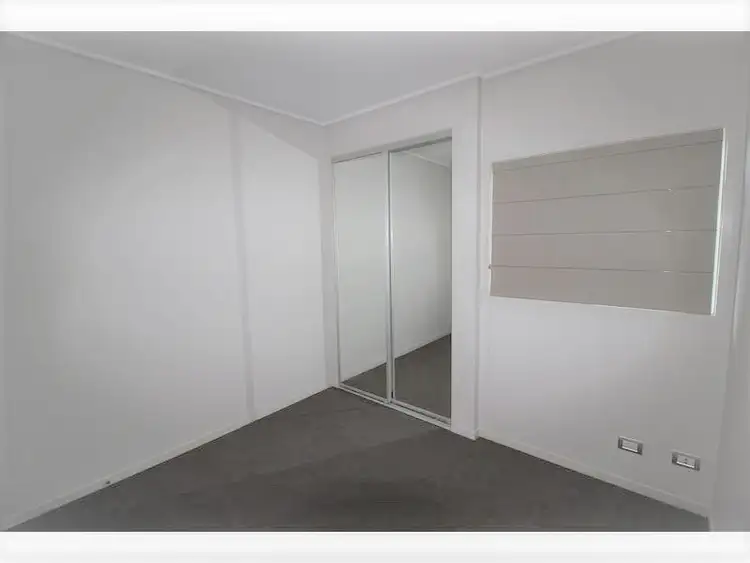 Sixth view of Homely unit listing, 4 153, Fairfield QLD 4103