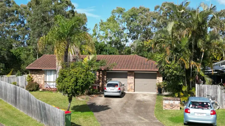 Second view of Homely semi-detached listing, 2/17 Avi Court, Labrador QLD 4215