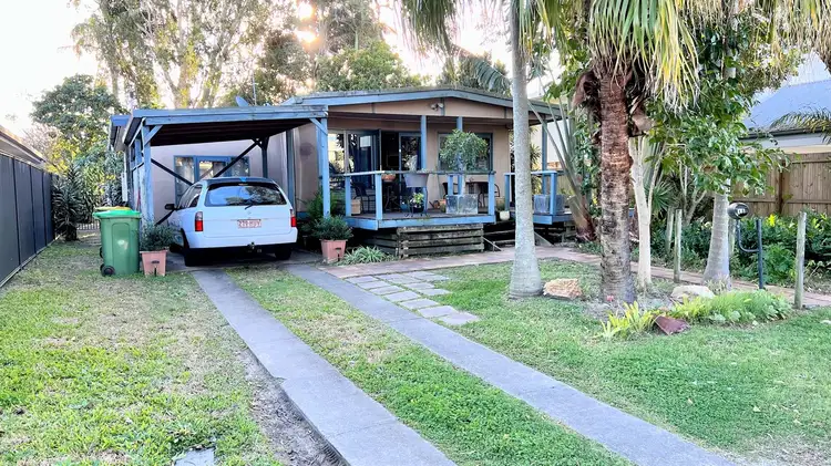 Second view of Homely house listing, 16 Magnolia Avenue, Hollywell QLD 4216