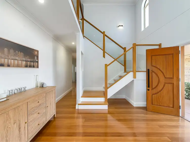 Fifth view of Homely house listing, 7 Pinehurst Place, Carindale QLD 4152