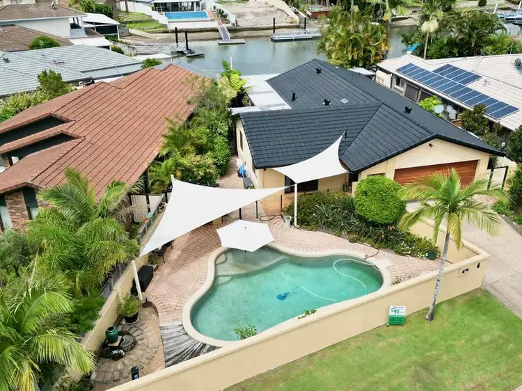 4 Nautilus Place, Biggera Waters QLD 4216