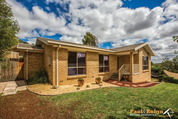 14 Hickenbotham Street, Gordon ACT 2906