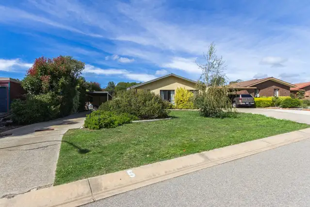 Second view of Homely house listing, 5 Tadgell Place, Florey ACT 2615
