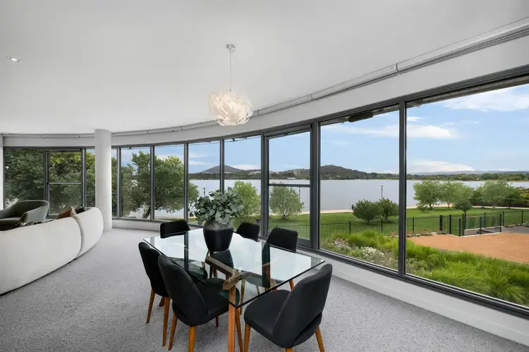 62/11 Eastlake Parade, Kingston ACT 2604