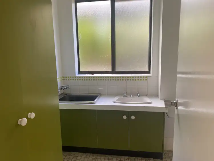 Fifth view of Homely unit listing, 3/90 Collett Street, Queanbeyan NSW 2620
