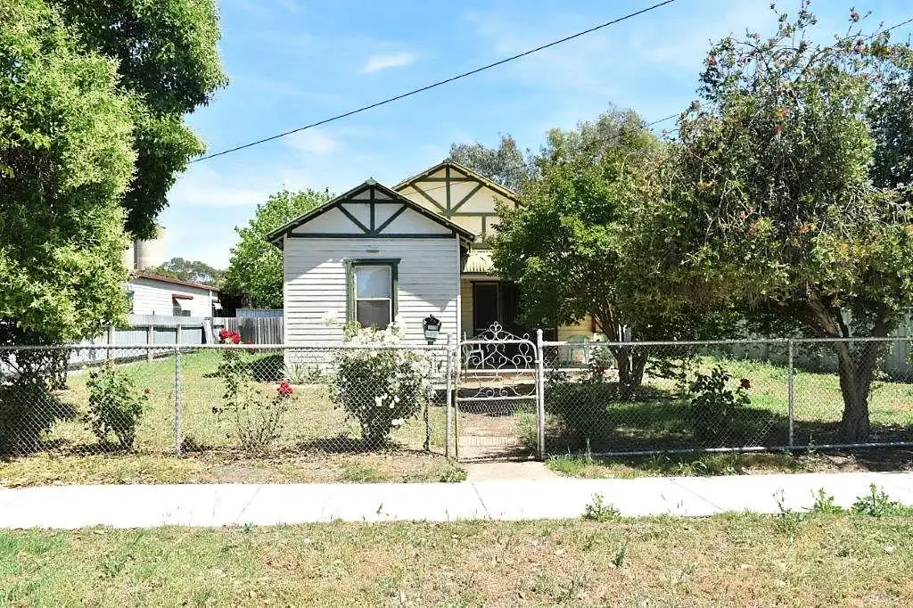 Main view of Homely house listing, 279 Honour Avenue, Corowa NSW 2646