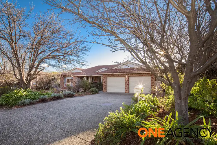 7 James Scott Close, Kambah ACT 2902
