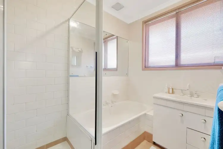 Sixth view of Homely house listing, 19 Broad Place, Kambah ACT 2902
