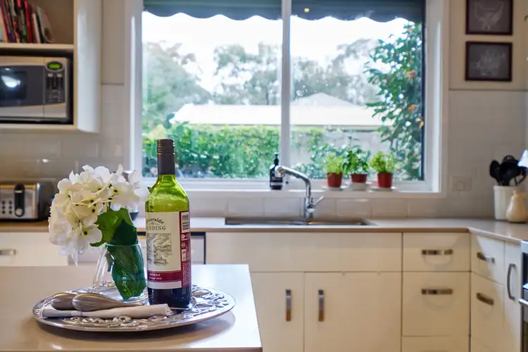 Fourth view of Homely house listing, 10 Steinfeld Court, Wanniassa ACT 2903