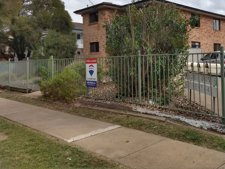 Main view of Homely unit listing, 3/8 Edney Street, Kooringal NSW 2650