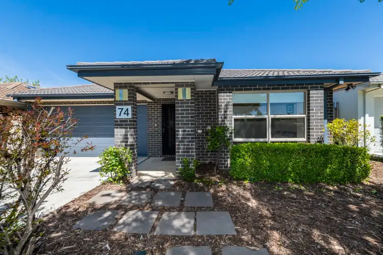74 Gwen Meredith Loop, Franklin ACT 2913