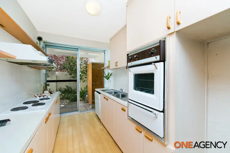 Fifth view of Homely apartment listing, 2/8 Giles Street, Griffith ACT 2603