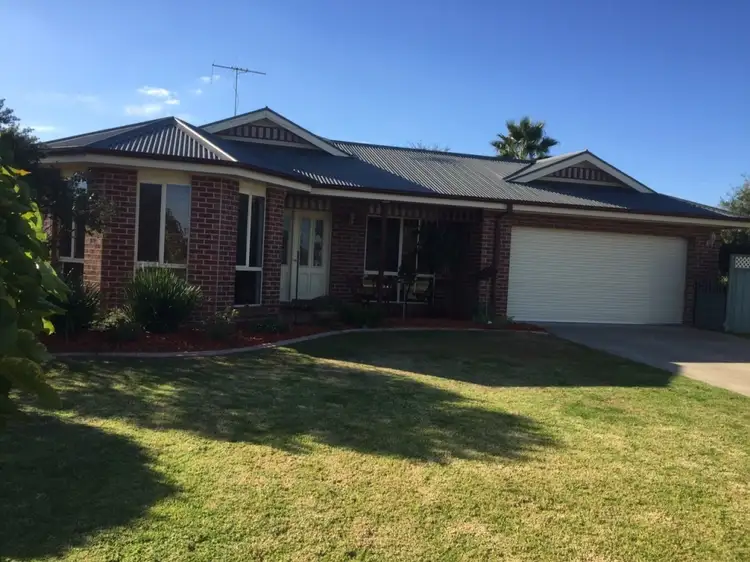 9 Bristol Court, Corowa NSW 2646
