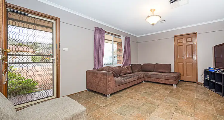 Sixth view of Homely house listing, 2/2 McLuckie Crescent, Banks ACT 2906