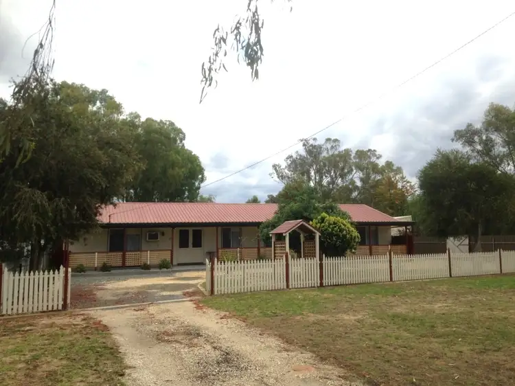 26 Charles Street, Balldale NSW 2646