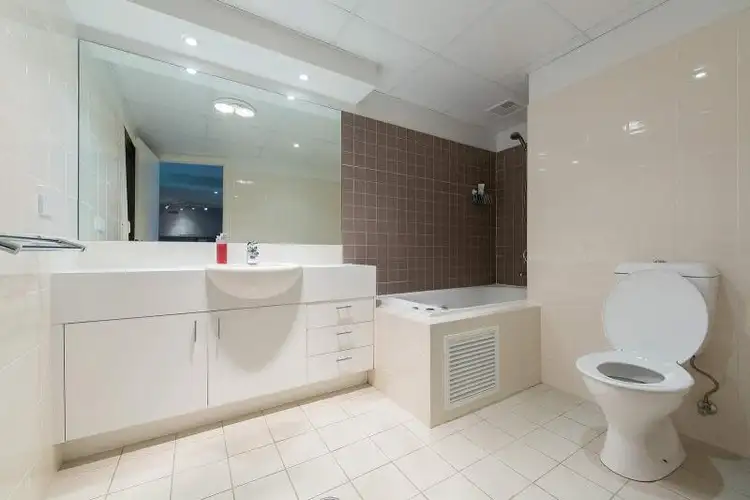 Fifth view of Homely apartment listing, 4/2 Eldridge Crescent, Garran ACT 2605