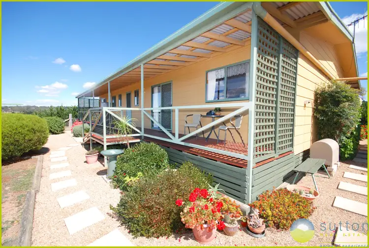 327 Weeroona Drive, Wamboin NSW 2620