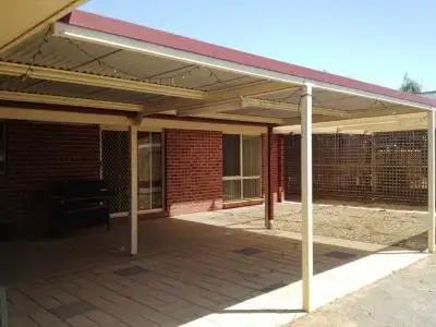 Second view of Homely house listing, 5 Justin Court, Corowa NSW 2646