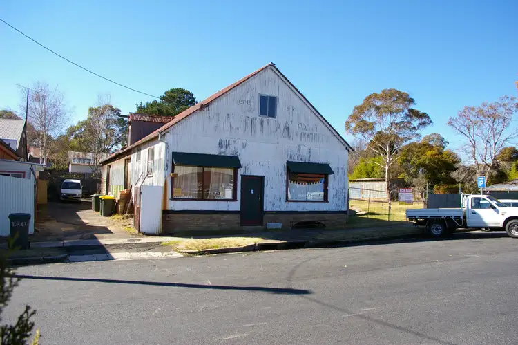 19 Hill Street, Uralla NSW 2358