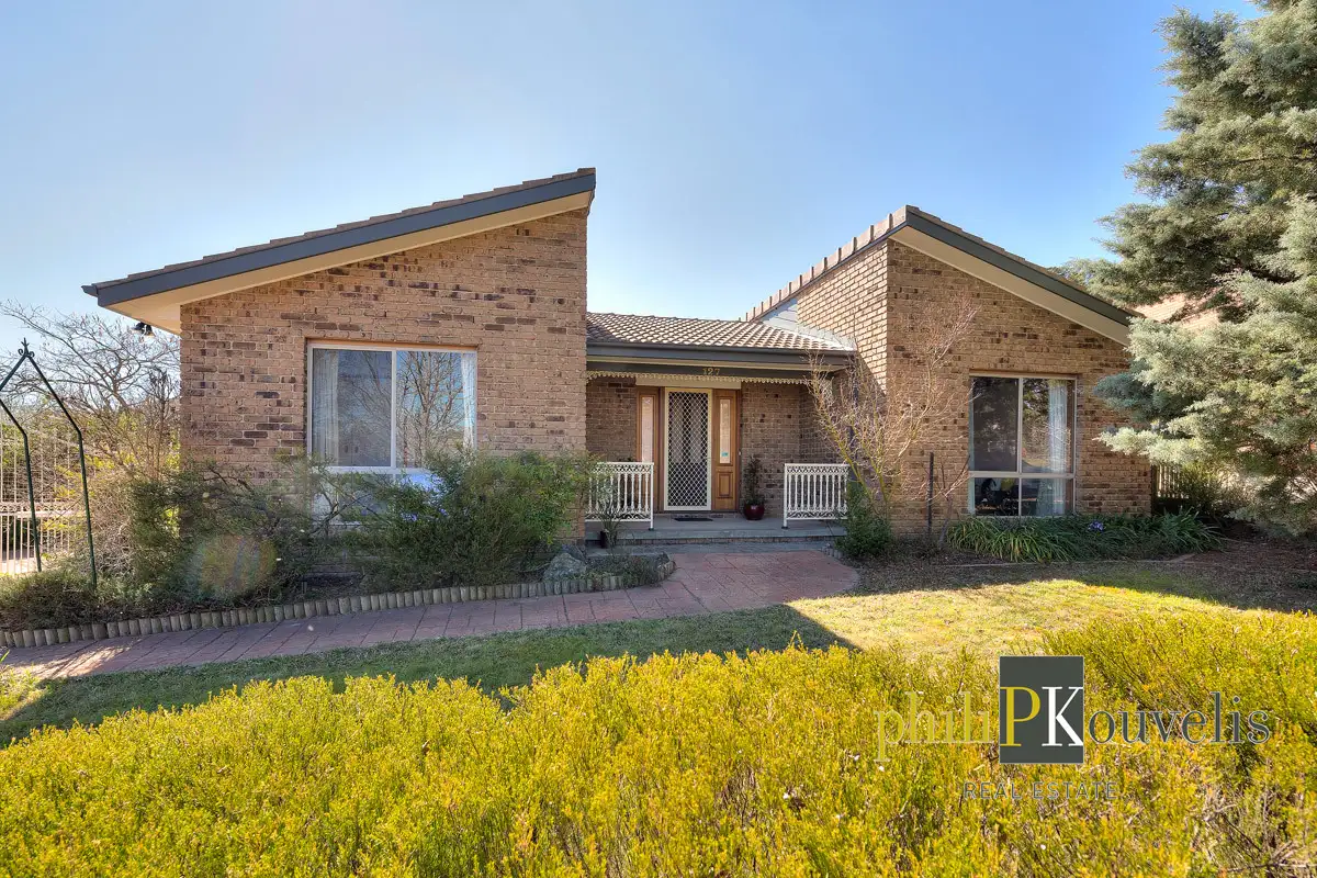 Main view of Homely house listing, 127 Julia Flynn Avenue, Isaacs ACT 2607