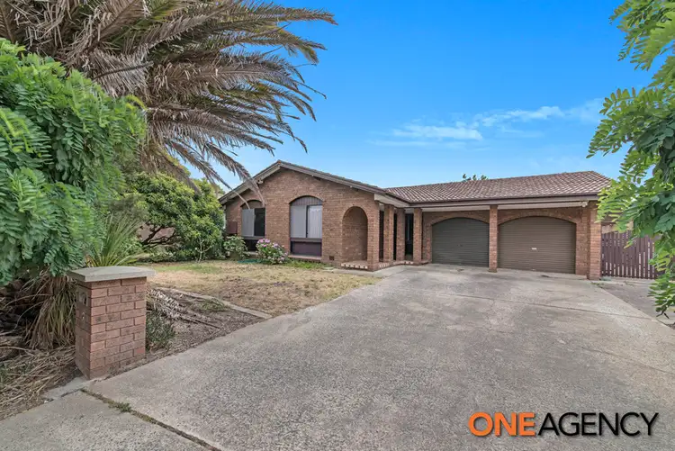 5 Crafer Place, Kambah ACT 2902