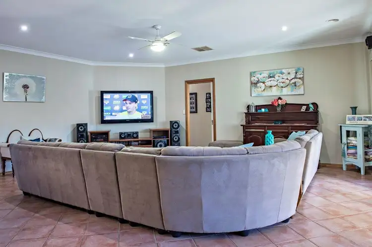 Sixth view of Homely house listing, 56 Katrina Circuit, Corowa NSW 2646