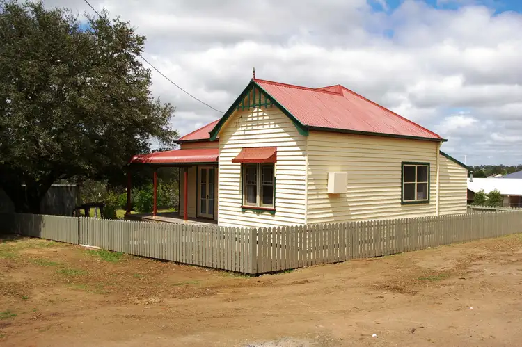 Second view of Homely house listing, 2 Fitzroy Street North, Uralla NSW 2358