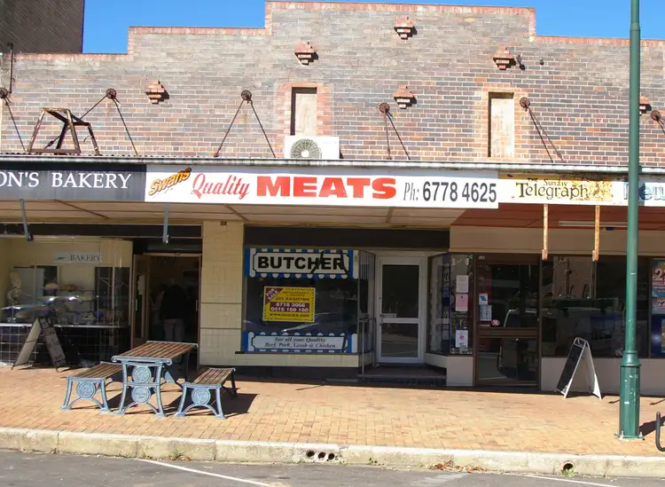 56 Bridge Street, Uralla NSW 2358