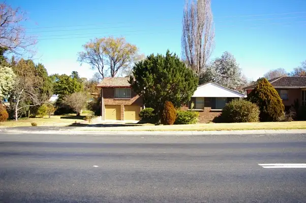 54 Hill Street, Uralla NSW 2358