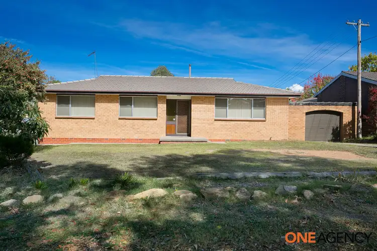 44 Degraves Crescent, Wanniassa ACT 2903