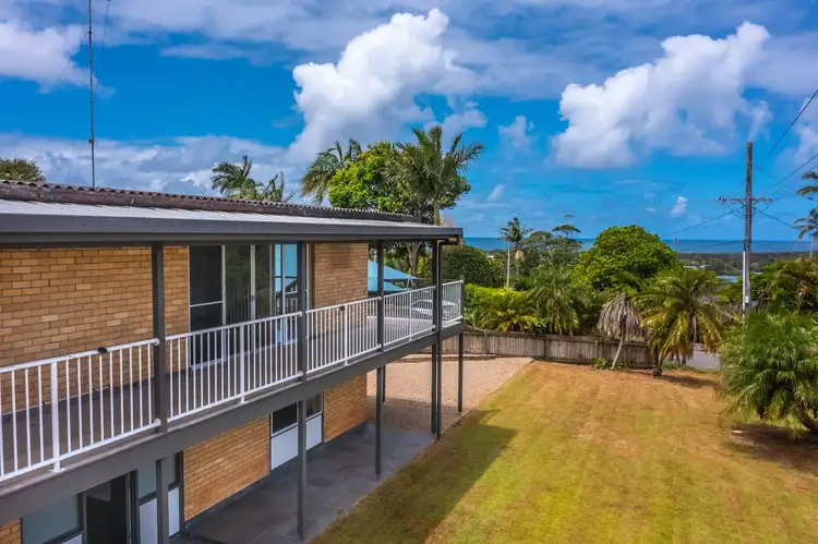 53 Oyster Point Road, Banora Point NSW 2486