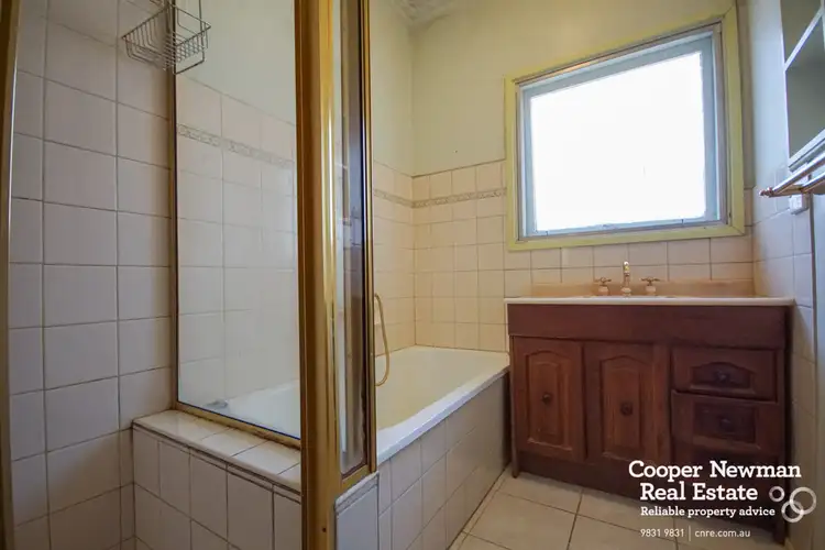 Fifth view of Homely house listing, 32. Bennett Avenue, Mount Waverley VIC 3149