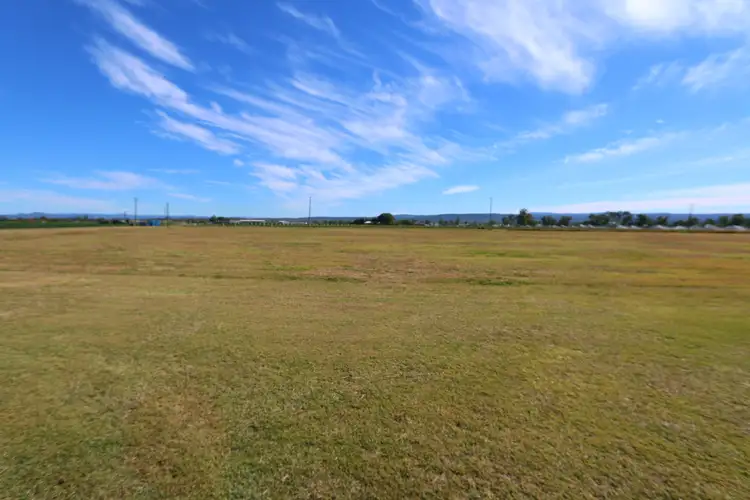 239 Robinsons Rd, Gatton QLD 4343