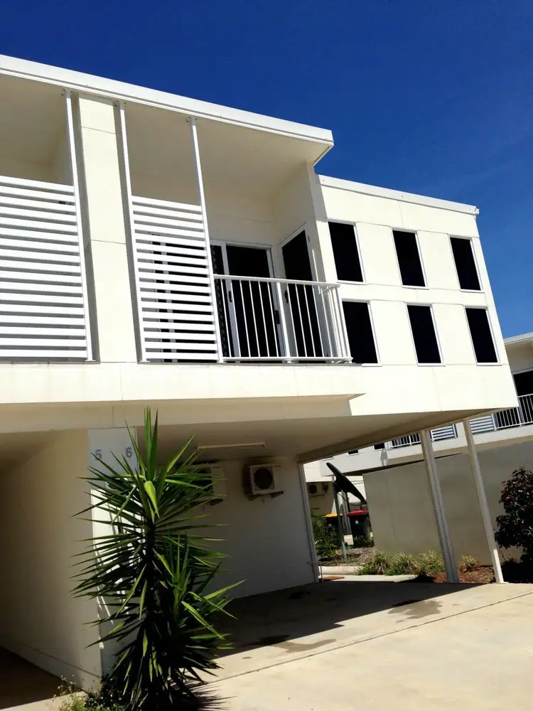 59 Queen Elizabeth Drive