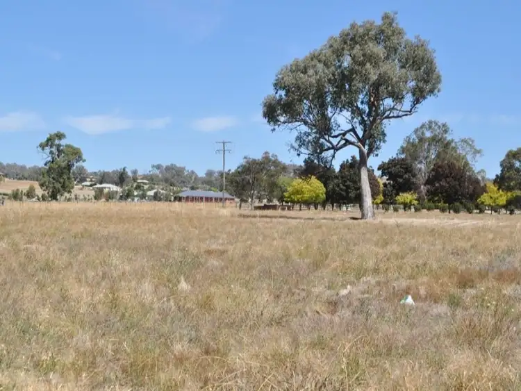 Second view of Homely rural property listing, 5 Claremont Place, Table Top NSW 2640