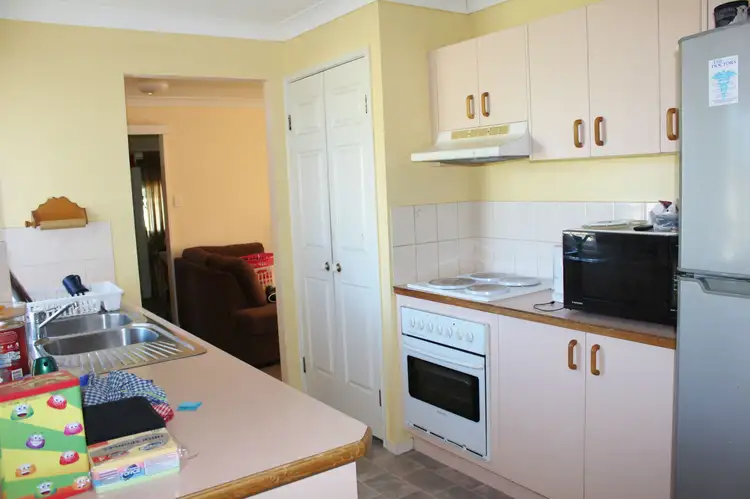 Fourth view of Homely house listing, 2 Mallee Court, Plainland QLD 4341